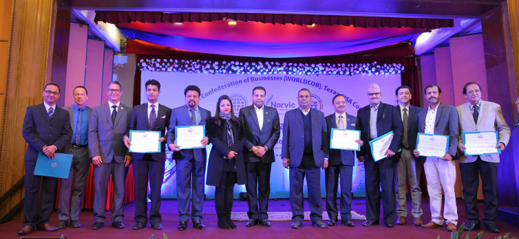 NORVIC MANAGEMENT TEAM WITH THE BIZZ AWARD